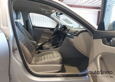 2012 Volkswagen Passat 2.5L S from USA, damaged, VIN 1VWAP7A31CC018931